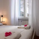 Duomo 2 - Wi-fi & Ac Free Апартаменты *