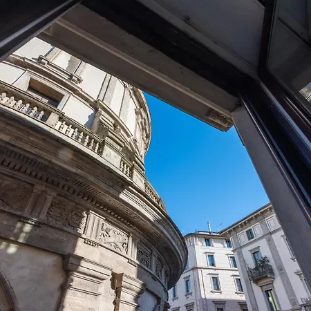 Duomo 2 - Wi-fi & Ac Free * Μιλάνο